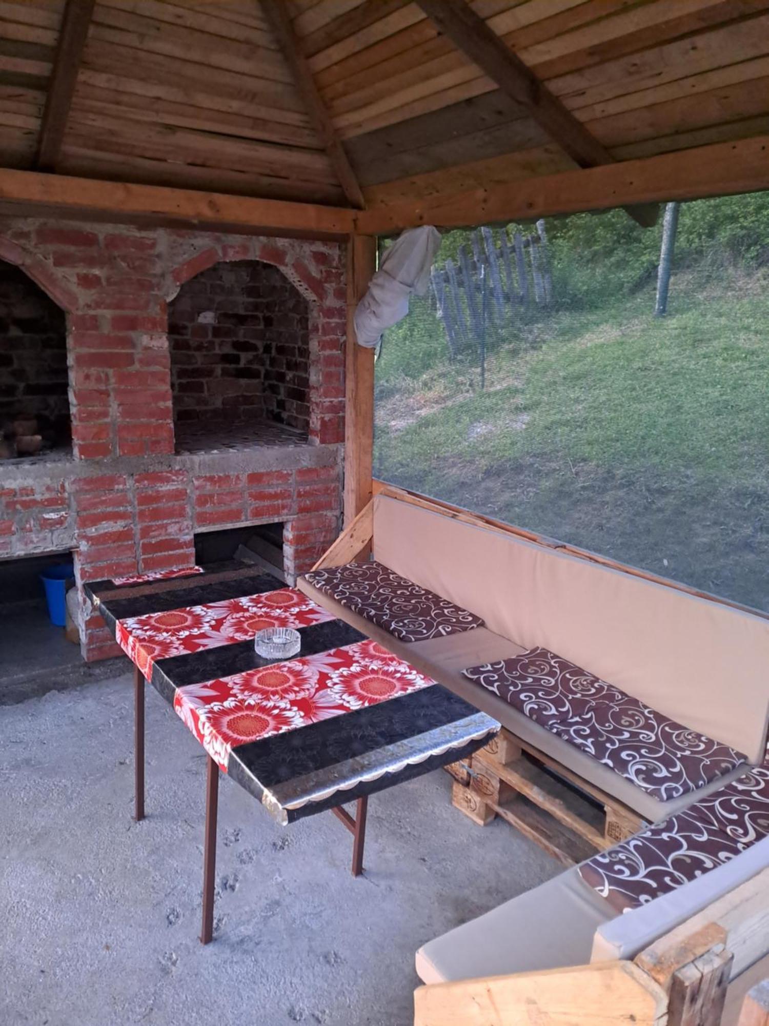 Natural House Visoko Cameră foto